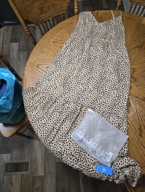 Cupshe Beige and Black Spotted Maxi Dress